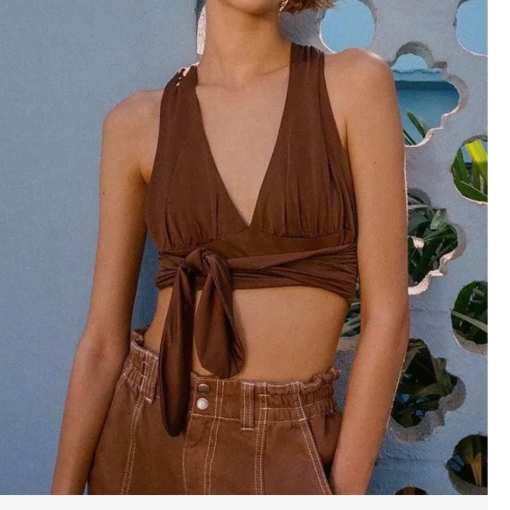 ☀️Urban Outfitters Women's Brown Crop-top☀️ - Picture 3 of 8